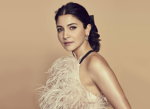 Anushka Sharma reaches out to her fan clubs globally, asks them to stay at home to stop the spread of coronavirus!