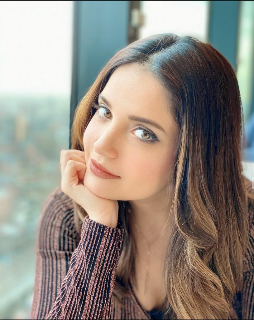 Armeena Khan0