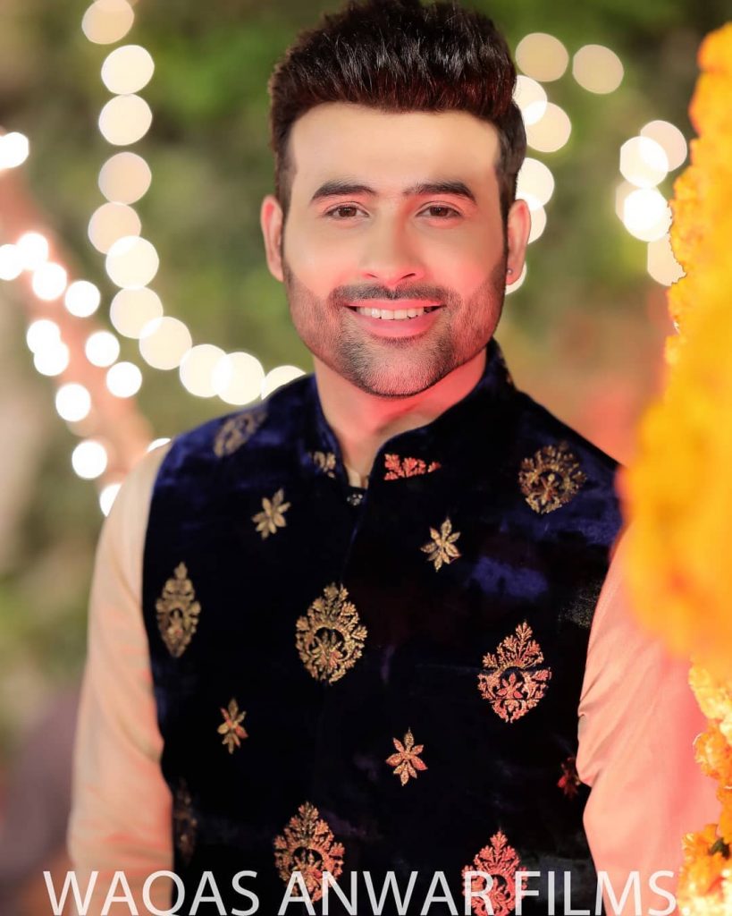 Faizan Sheikh Latest Beautiful Clicks with Wife from Recent Mehndi Event