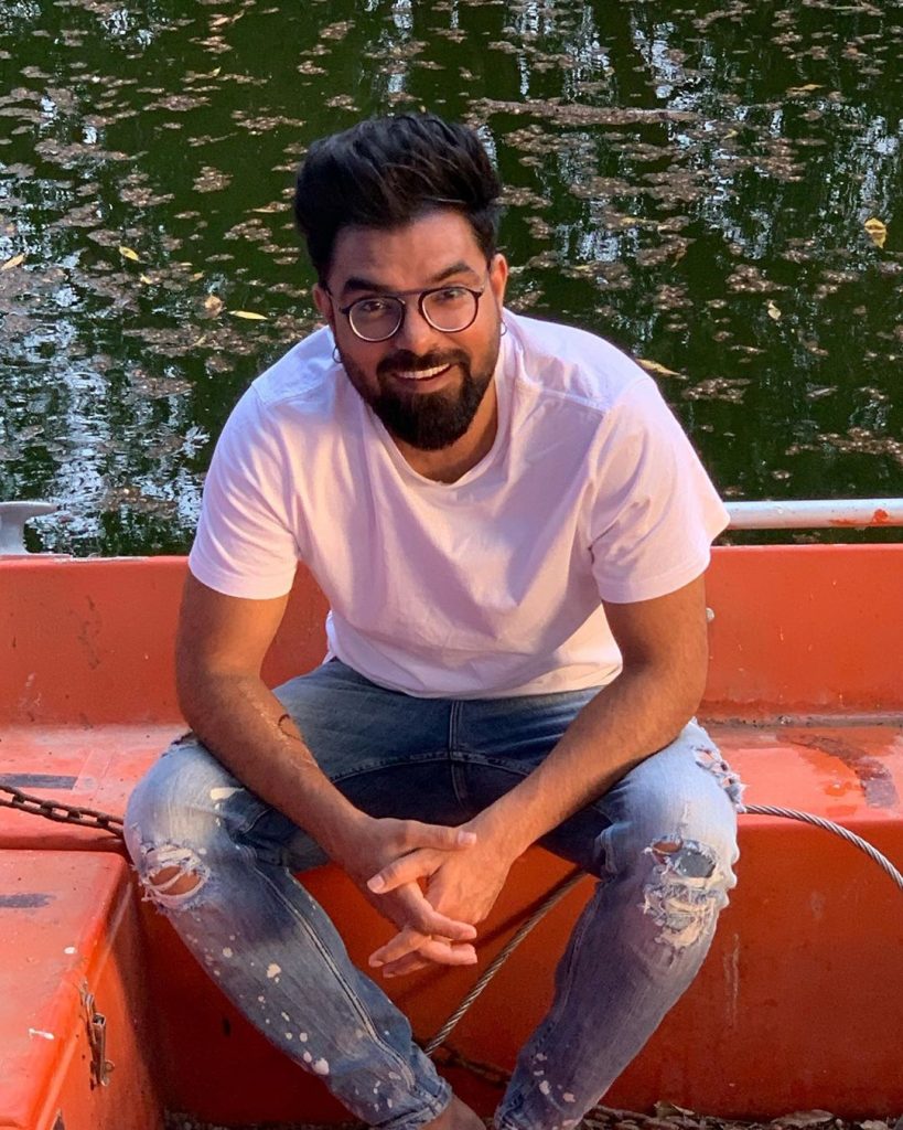 Fans Asked Most Bizarre Questions From Yasir Hussain 26