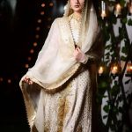 Sarah Khah Looks Gorgeous in this Bridal Dress for Her Drama Abdullahpur Ka Devdas