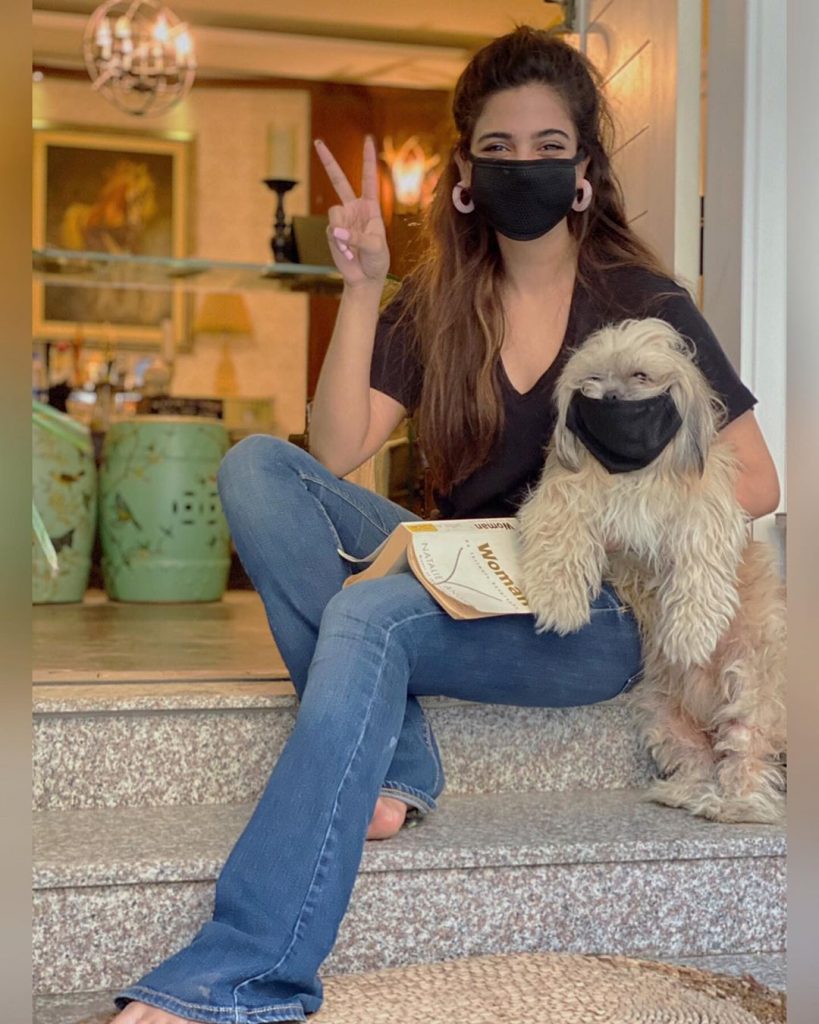 Sonya Hussyn Mocked For Her Latest Quarantine Picture 5