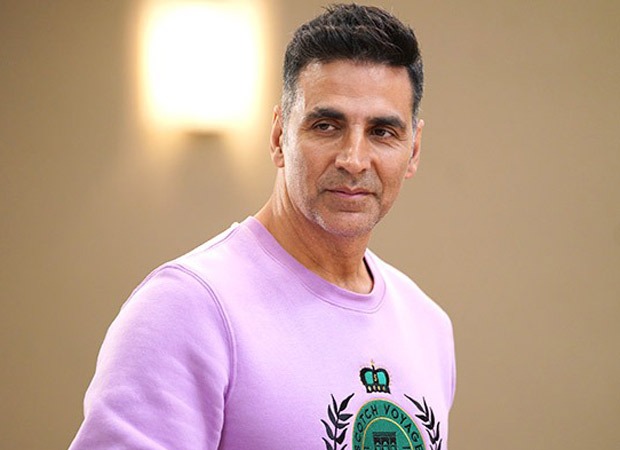 Watch: Akshay Kumar urges everyone to practice social distancing; says winner will be the one who stays put
