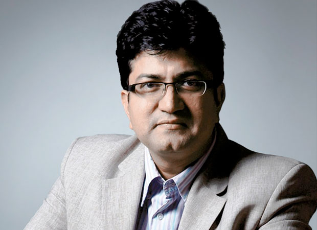 Lyricist Prasoon Joshi writes a poem on the 21-day lock-down, urges everyone to co-operate