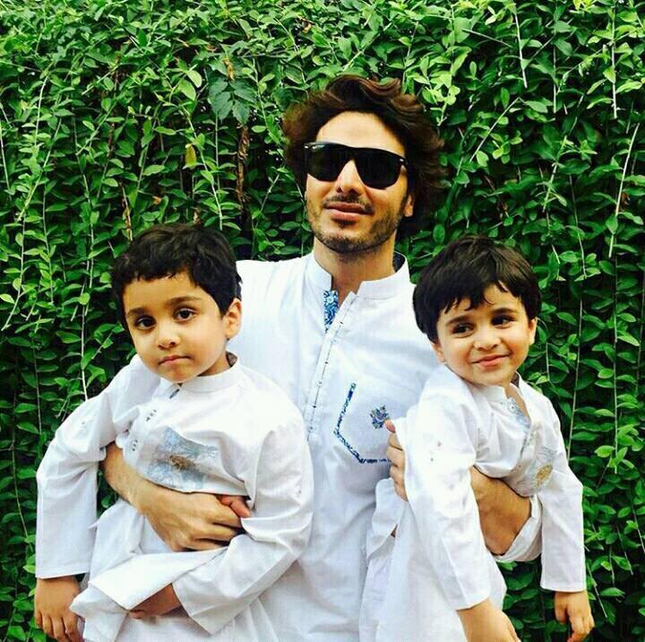 Ahsan Khan Shares Islamic Stories With His Kids 6
