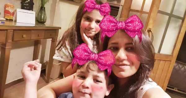 Fahad Mustafa with his Beautiful Family – Lovely Pictures