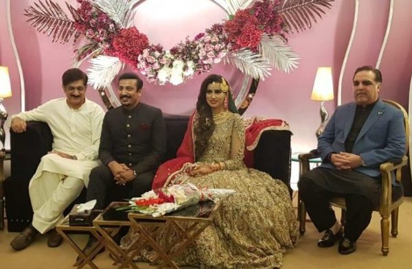 Host Madiha Naqvi Shared Her Some Unseen Married Life Pictures