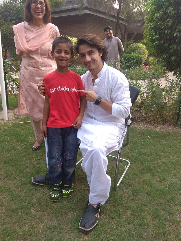 Rare Pictures of Ali Zafar in Eastern Dresses