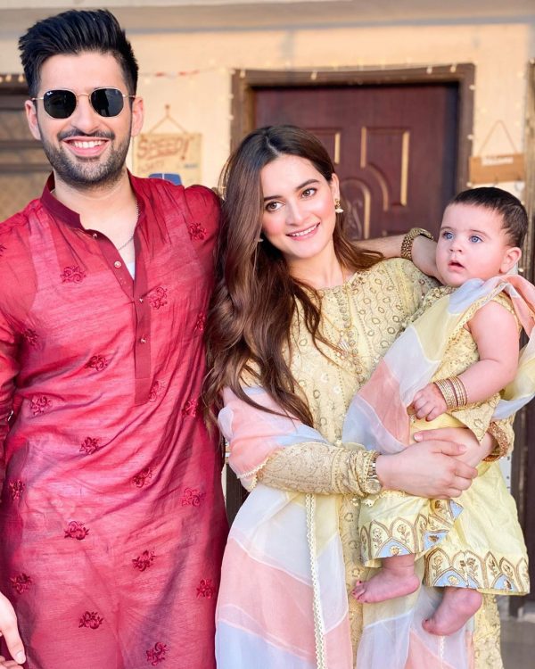 Beautiful Eid Pictures of Aiman Khan and Muneeb Butt with Daughter Amal