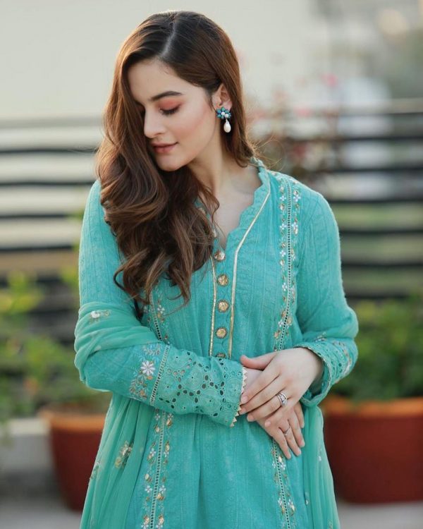 Latest Pictures of Gorgeous Aiman Khan