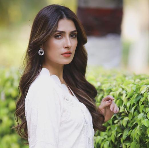 Ayeza Khan Phone Number House Address