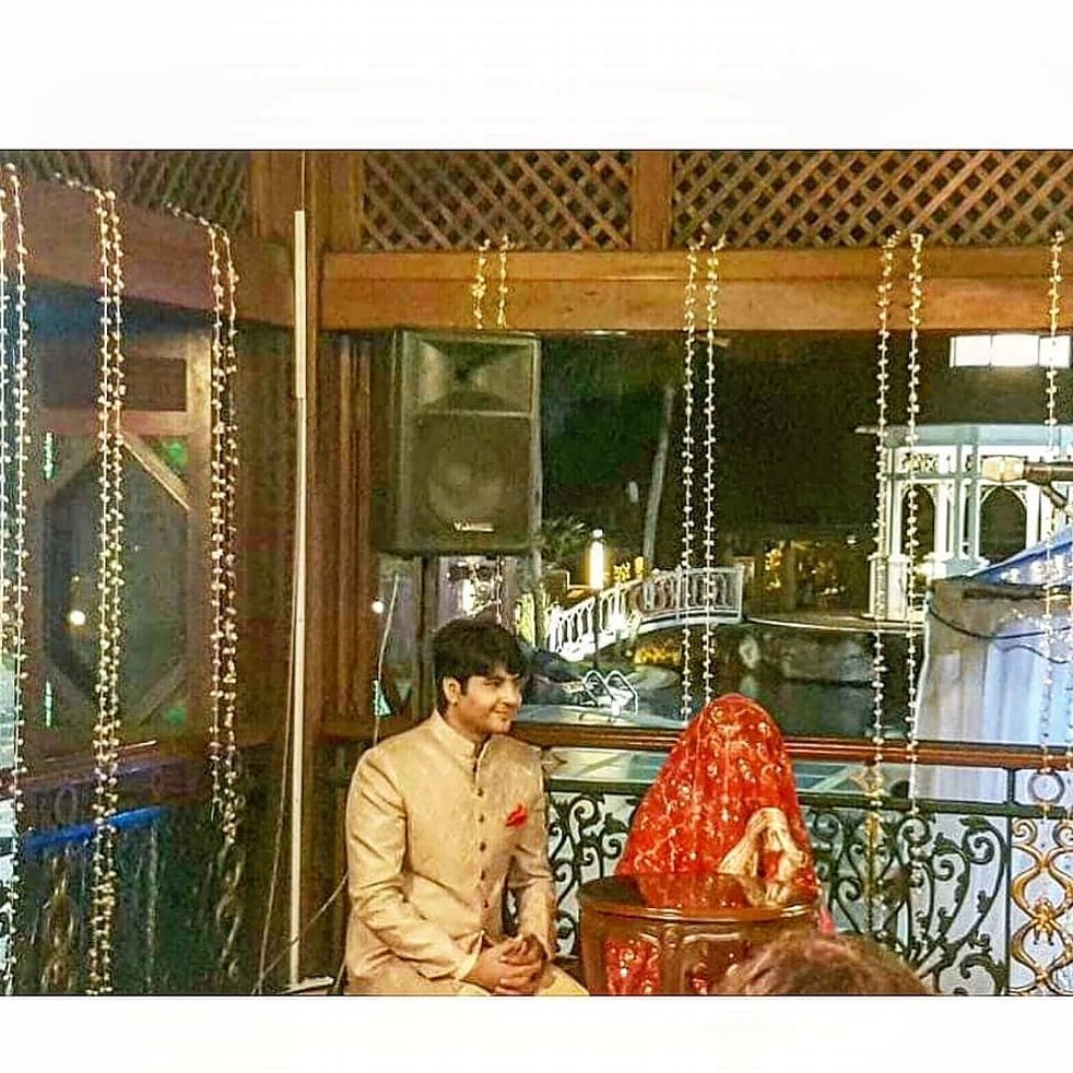 Imran Ashraf Celebrates Nikkah Anniversary With Wife 10