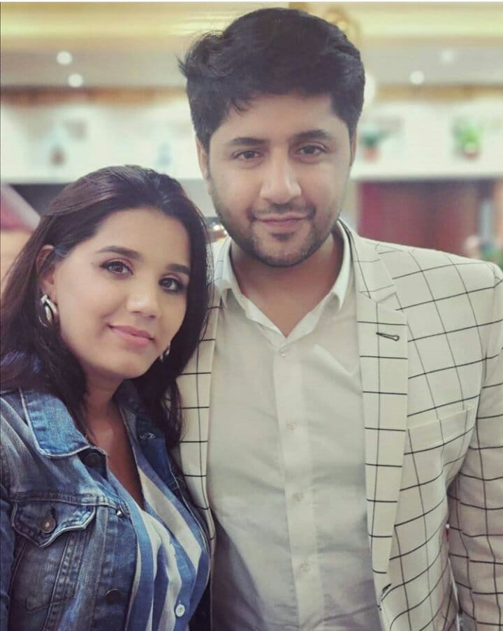 Imran Ashraf Celebrates Nikkah Anniversary With Wife 12