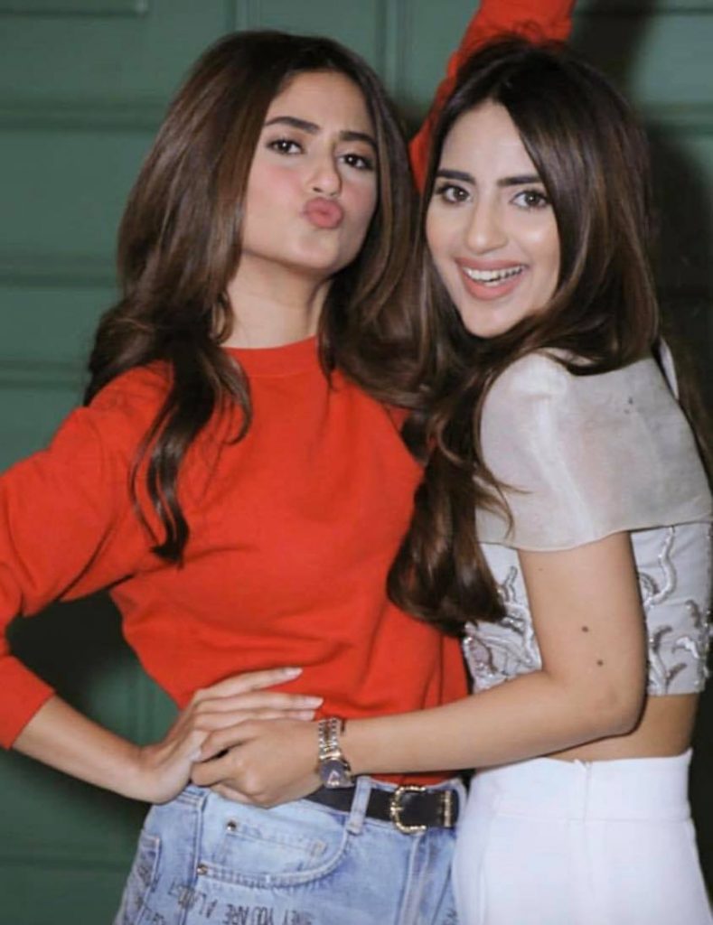 Sajal Ali Xxx Porn - Sajal Aly Talks About Bond With Saboor Aly â€“ 24/7 News - What is Happening  Around US