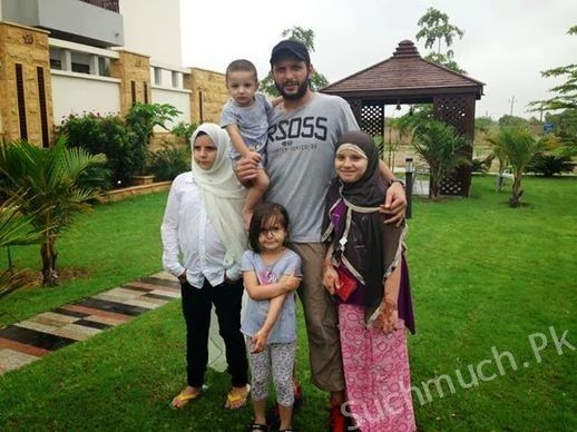 Shahid Afridi Talks About Giving Freedom To Daughters 10