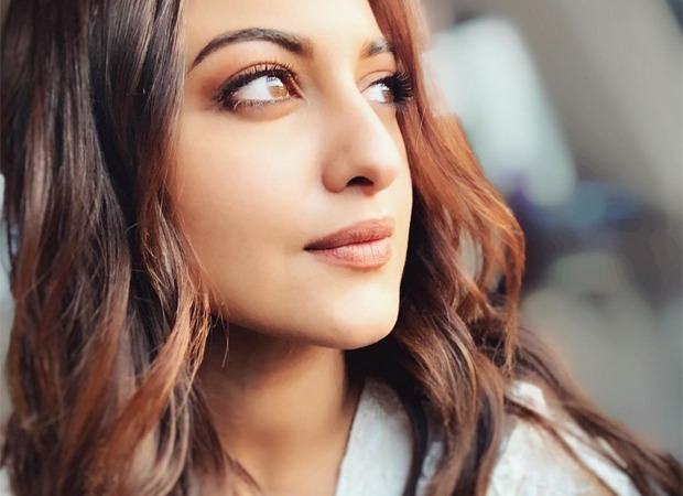 Sonakshi Sinha’s fans donate PPE kits to a hospital in Pune, the actress is grateful and proud