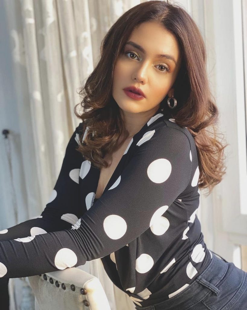 Zara Noor Abbas Shares Experience Of Dealing With Body Shaming 10