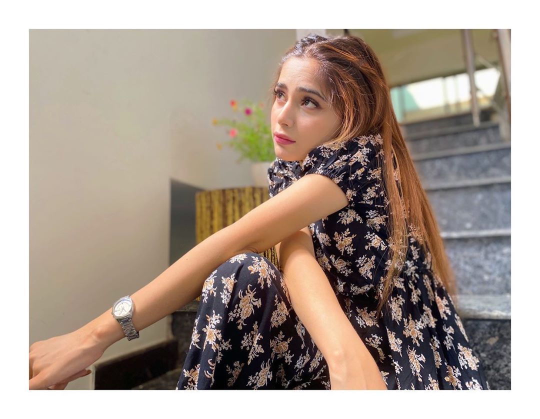 Aima Baig 9