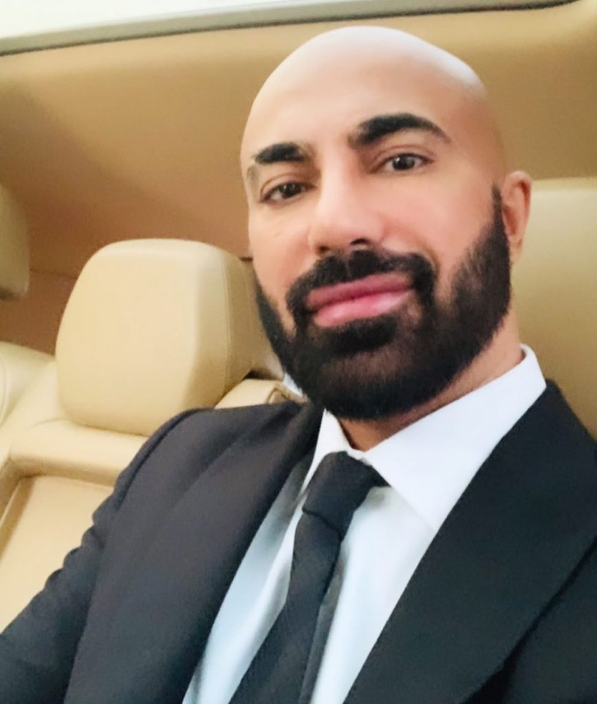 HSY Shared How He Got Blind In Accident 26