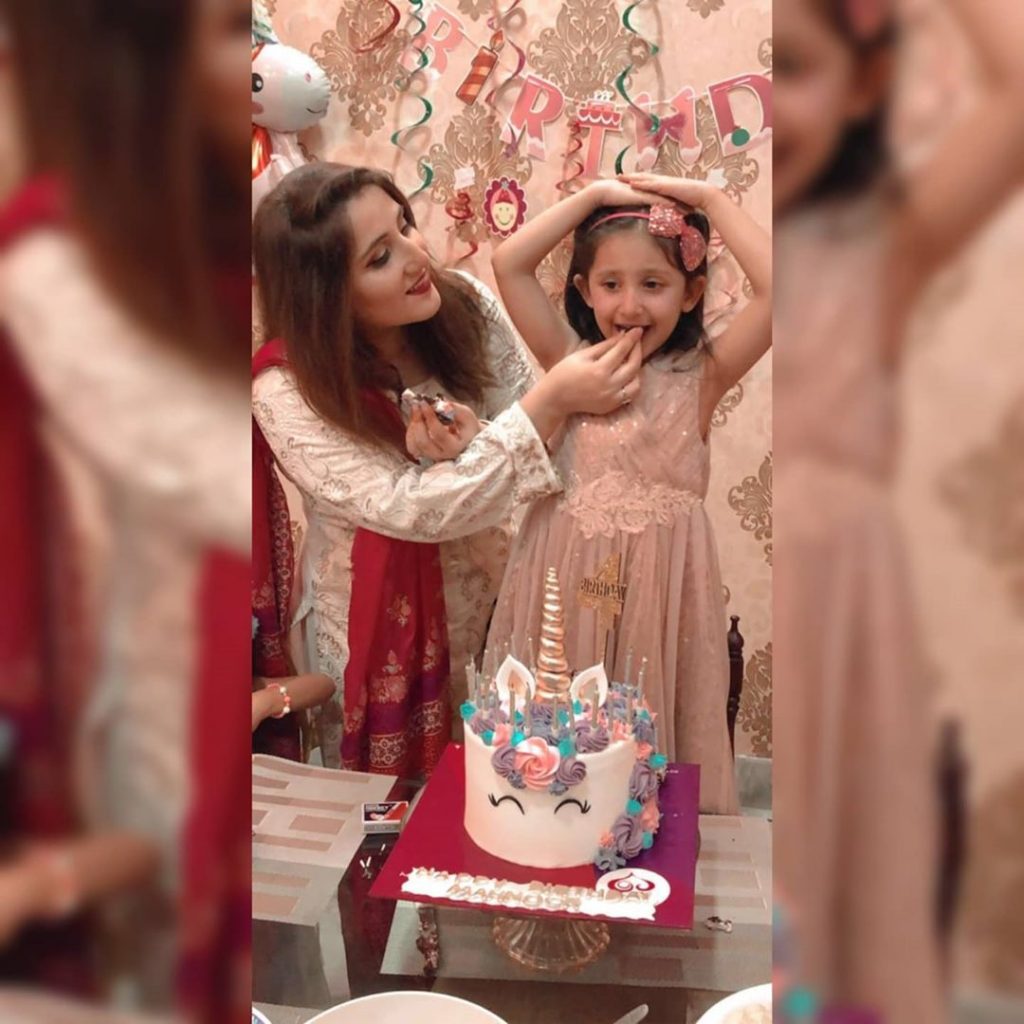 Sami Khan Celebrates daughters Birthday 12