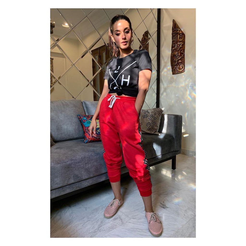 Casual Look of Iqra Aziz is Just Too Cute