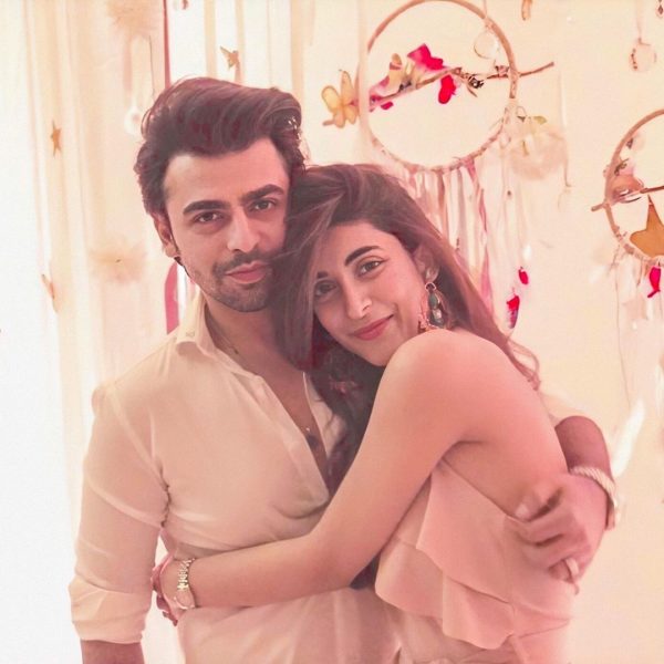 Beautiful Couple Pictures of Farhan Saeed and Urwa Hocane
