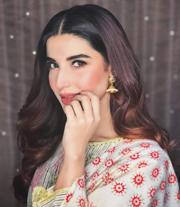 Beautiful Pictures of Hareem Farooq from Instagram