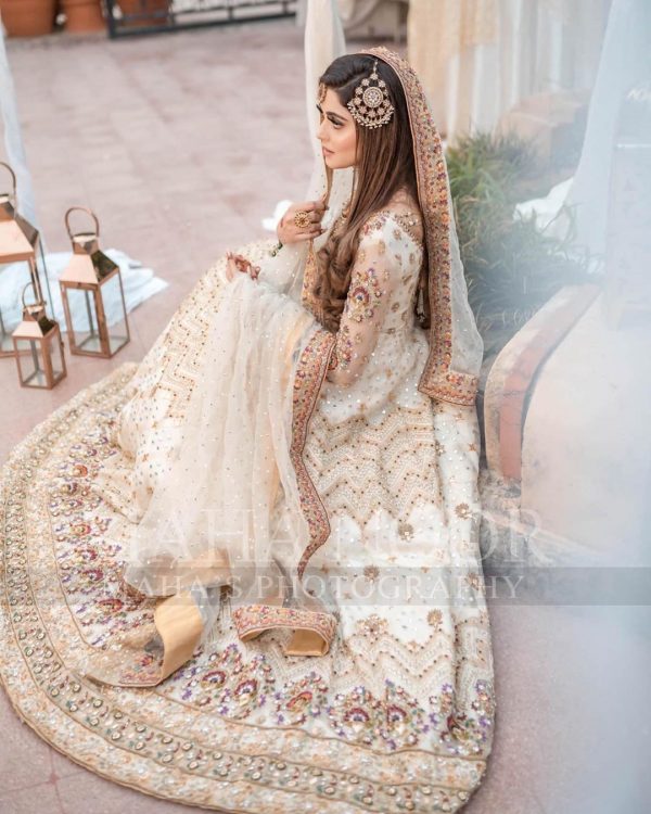 Beautiful Bridal Photo Shoot of Tik Tok Star Kanwal Aftab
