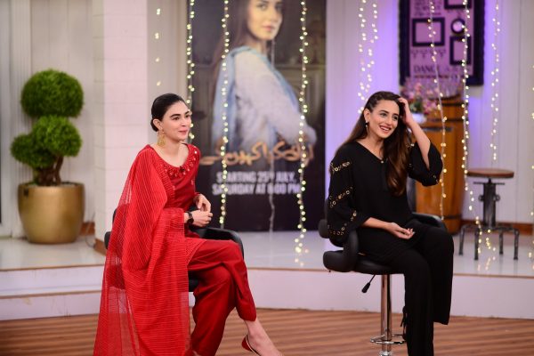 Beautiful Pictures of the Cast of Drama Log Kia Kahenge on Nida Yasir Morning Show