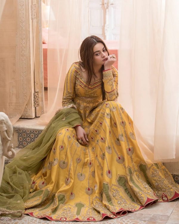 Beautiful Bridal Dresses Photo Shoot of Gorgeous Minal Khan – 24/7 News ...