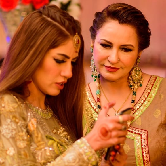 Beautiful Clicks of Mother Daughter Saba Faisal and Sadia Faisal