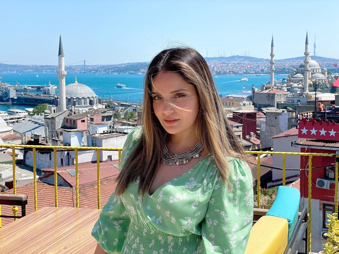 Gorgeous Armeena Khan Clicks from Istanbul Turkey