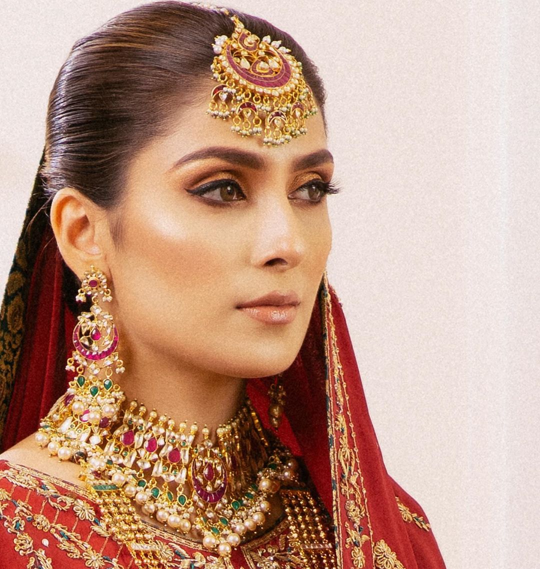 Ayeza Khan 8 3