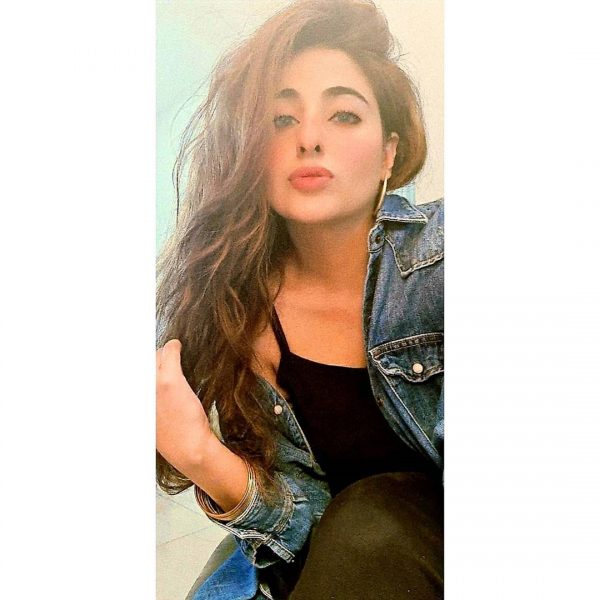 Beautiful Latest Pictures of Actress Fatima Sohail