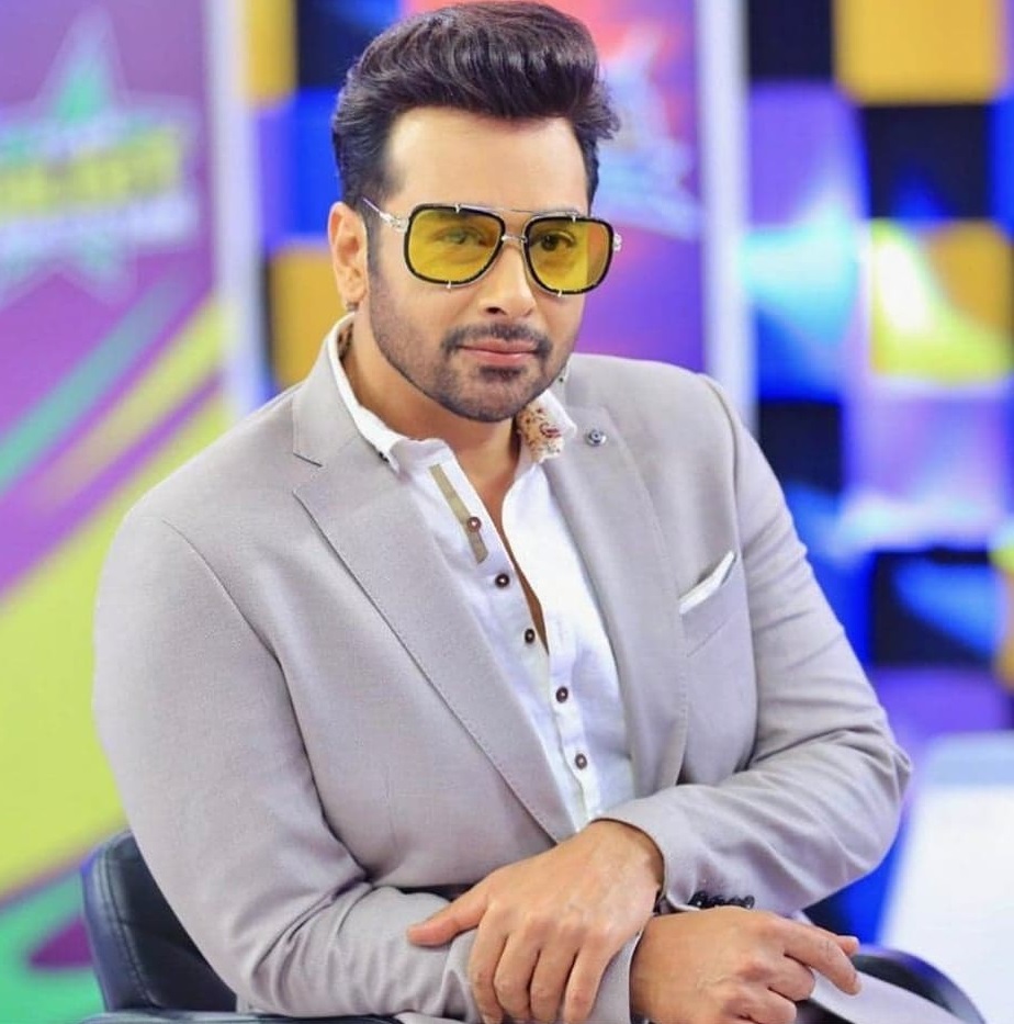 Faysal Qureshi 7