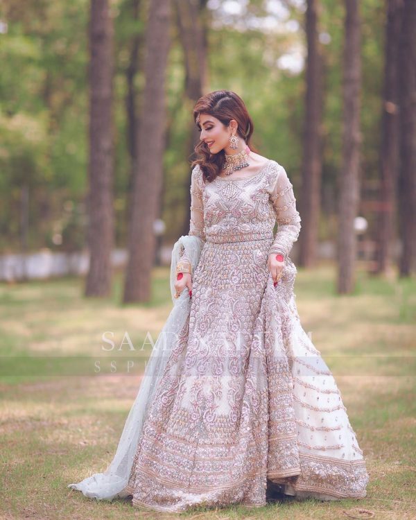 Beautiful Bridal Photo Shoot of Gorgeous Kinza Hashmi