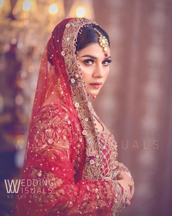 Beautiful Bridal Photo Shoot of Gorgeous Actress Mahi Baloch