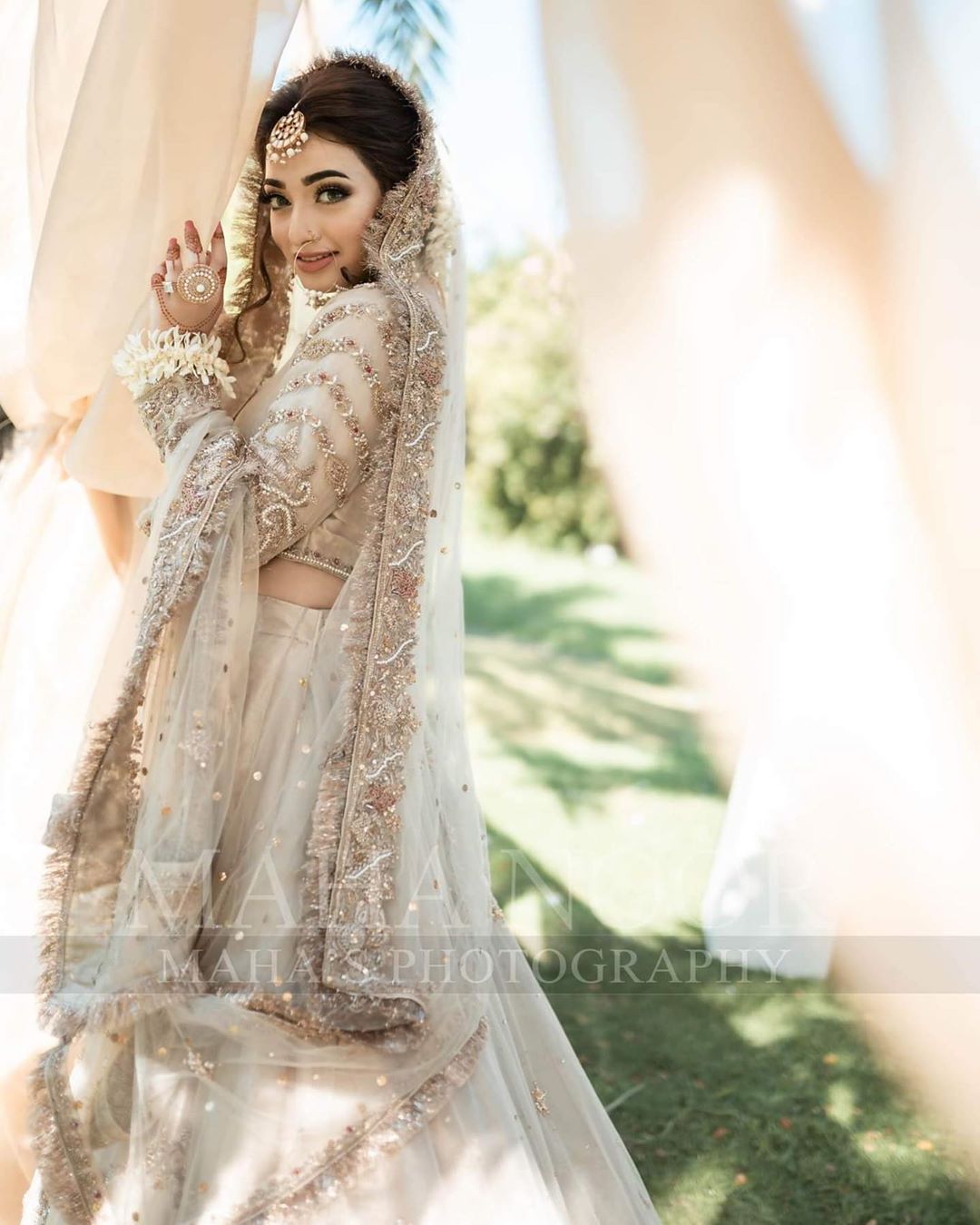 Latest Bridal Photo Shoot of Beautiful Actress Nawal Saeed
