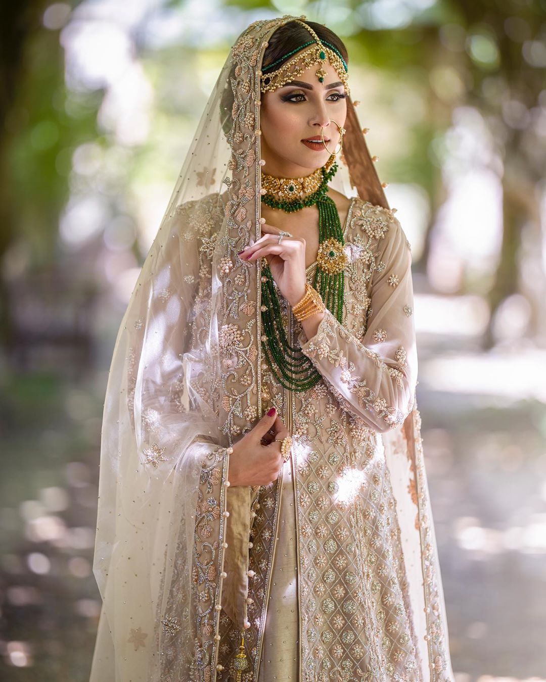 Nimra Khan Latest Beautiful Bridal Photo Shoot – 24/7 News - What is ...