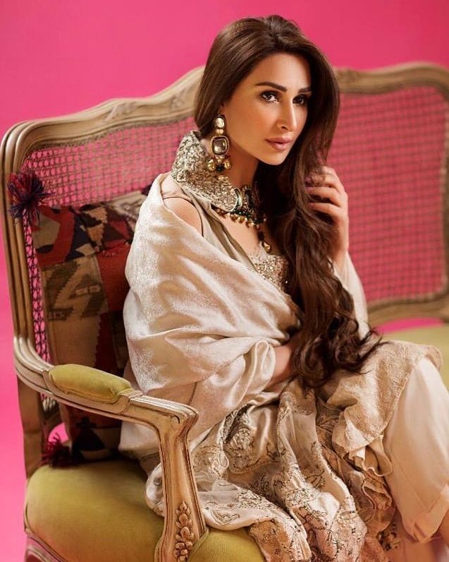 Reema Khan 13