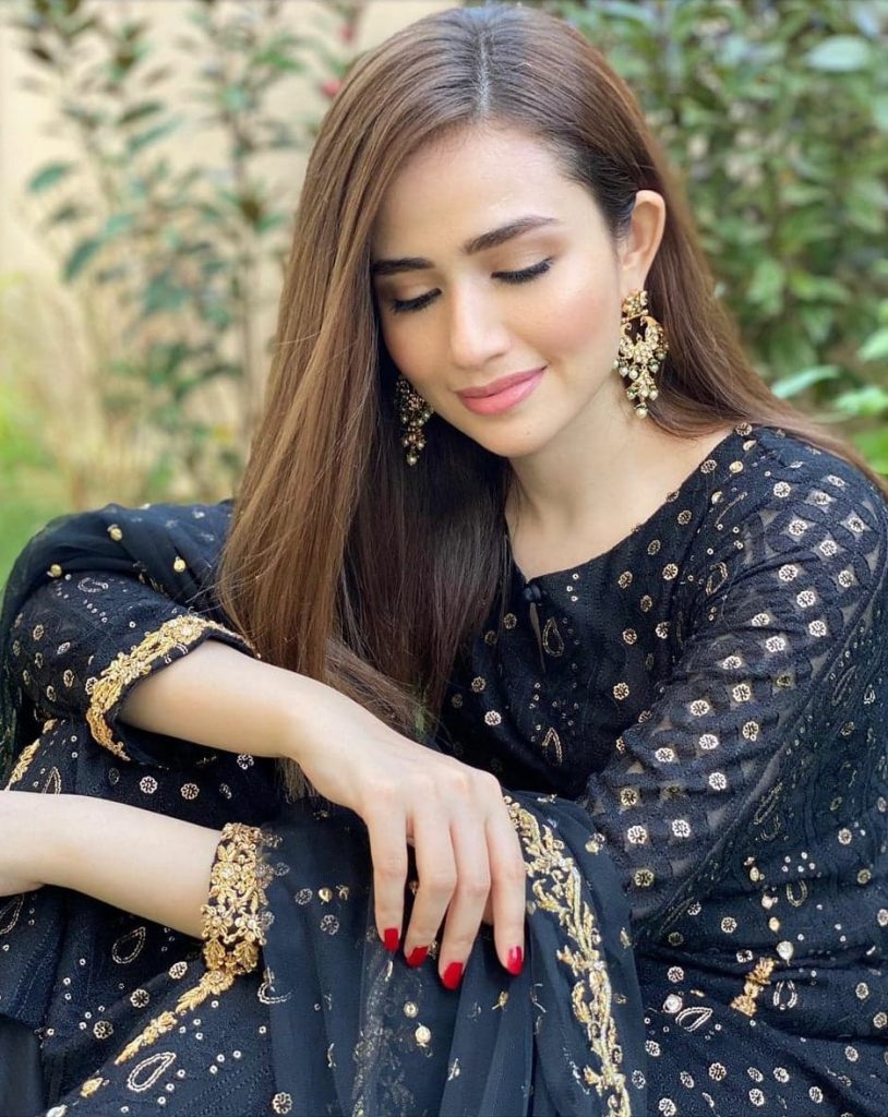 Sana Javed 1