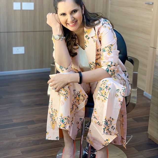 Sania Mirza Giving Chill Vibes In Latest Pictures 2