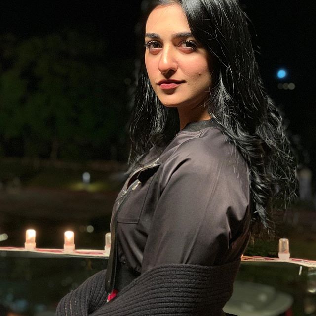 Sarah Khan Shares Tips To Stay Fit 35