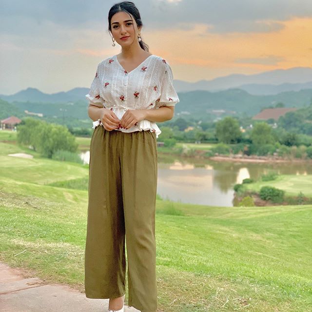 Sarah Khan Shares Tips To Stay Fit 41