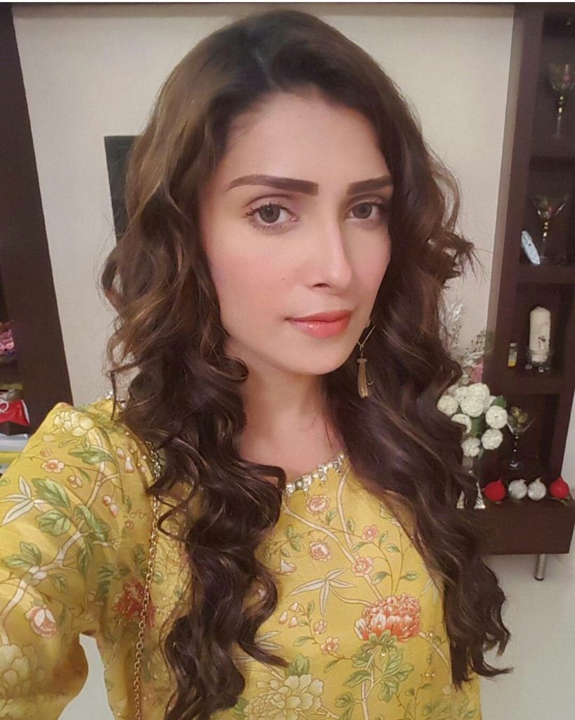 Stunning Pictures of Ayeza Khan in Curly Hair – Complete Collection – 24/7  News - What is Happening Around US