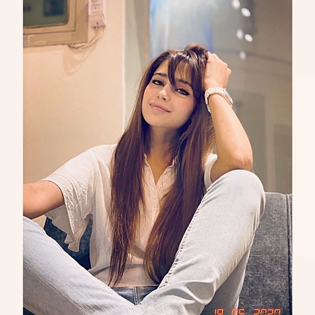 Aima Baig Talks About Biggest Loss Of Her Life 5