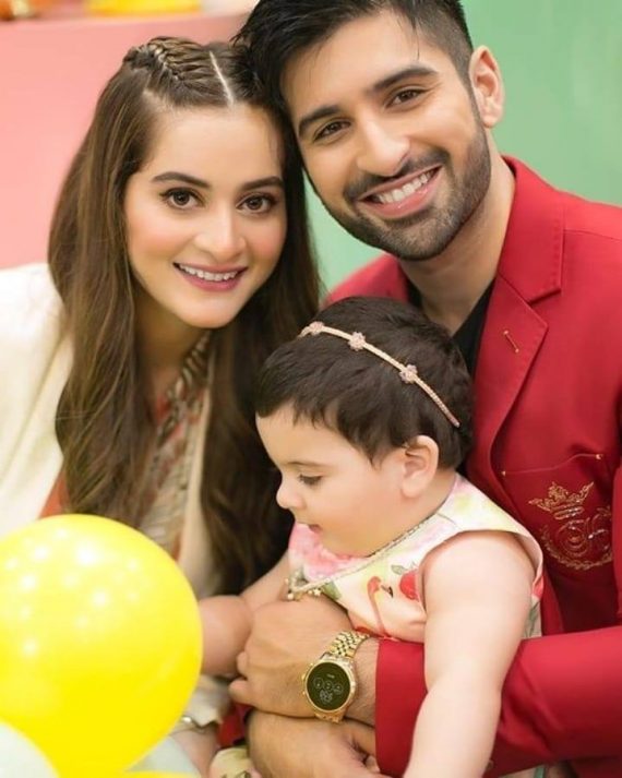 Aiman Khan Gives Shut Up Call To Haters Who Criticized On Amals Birthday Party 36