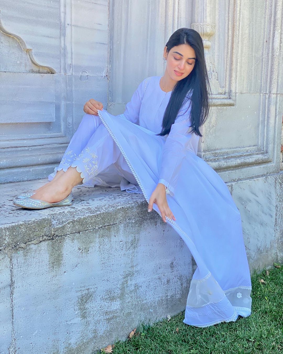 Latest Pictures of Actress Anmol Baloch from her Instagram