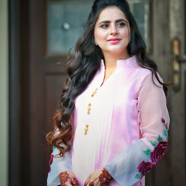 Fatima Effendi Gives Befitting Answer To Body Shamers 1