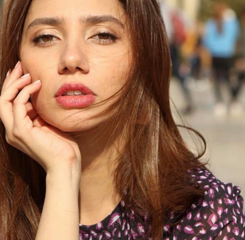 Mahira Khan1 1